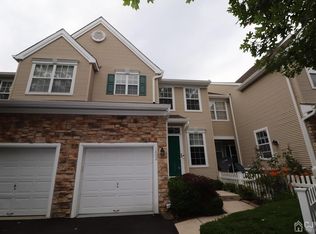 1402 Yarrow Cir, Dayton, NJ 08810