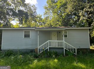 875 Perry Dr, Macon, GA 31217