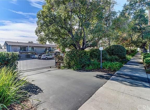 4th image of 684 W Sierra Madre Blvd Unit 29