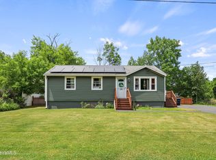 135 Tamarack Ave, Lee, MA 01238
