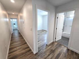 3554 E 7th St, Los Angeles, CA