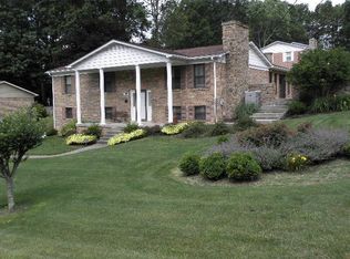 100 Springwood Ln, Beckley, WV 25801