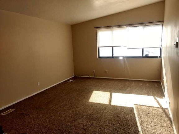 2nd image of 1195 Stanger Ave