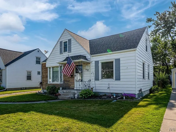 71 Wrexham Ct N, Tonawanda, NY 14150
