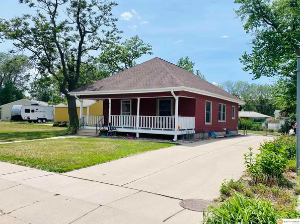 401 NW 15th St, Lincoln, NE 68528