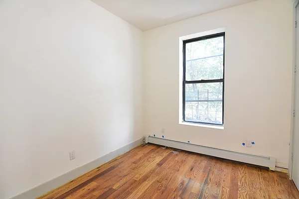 Rented by Clove Realty LLC | media 6