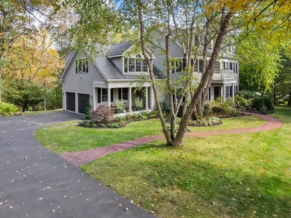7 Cedar St, Cohasset, MA 02025