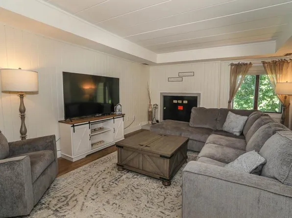 (undisclosed Address), Champion, PA 15622