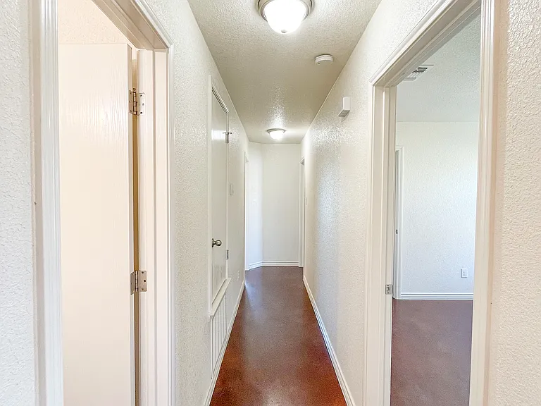 3808 John Chisholm Loop #B — Photo 14