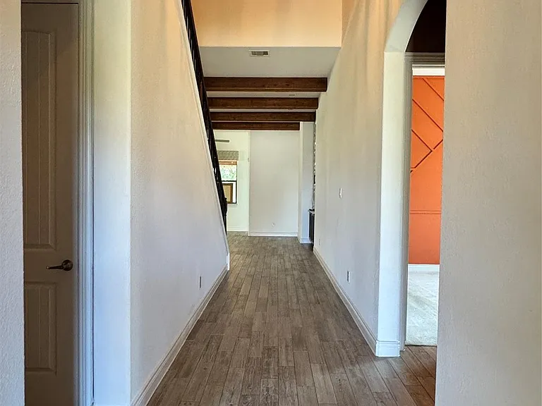 2019 Wild Peregrine Cir — Photo 5