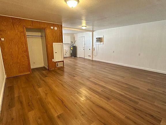 4th image of 3602 S Polk St #C