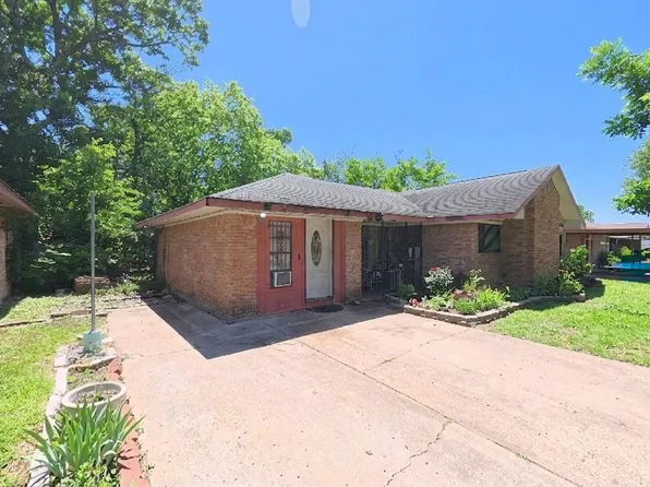 10110 Royal Oaks Dr, Houston, TX 77016