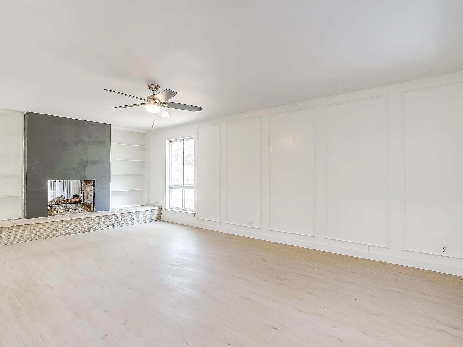 4 bed, 2355 sqft, $2,950 — Photo 3