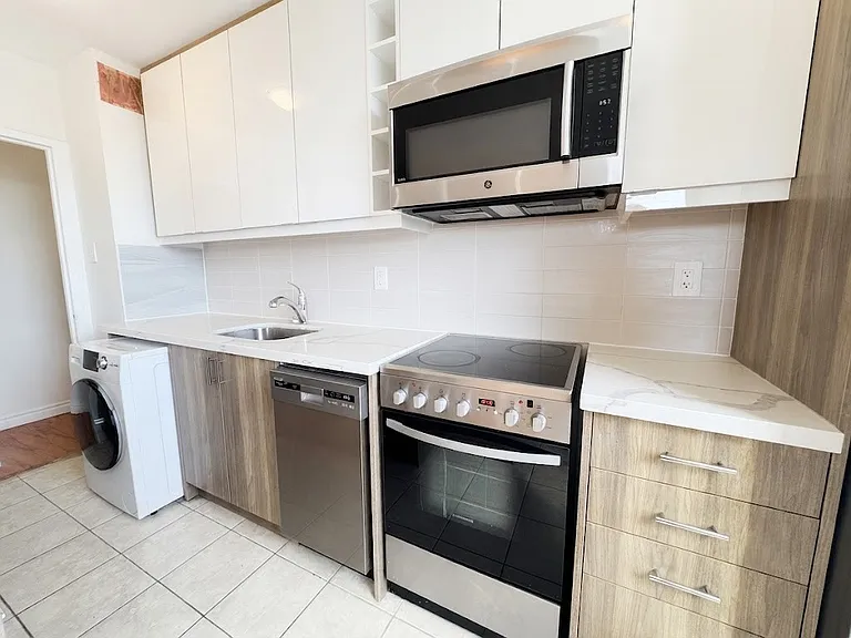 140 Springhurst Ave #41 — Photo 6