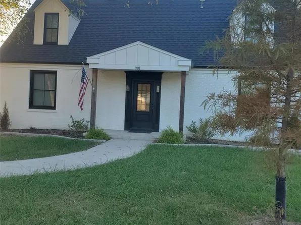 901 N Cape Rock Dr, Cape Girardeau, MO 63701