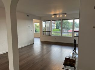 11644 100th Ave NE, Kirkland, WA 98034