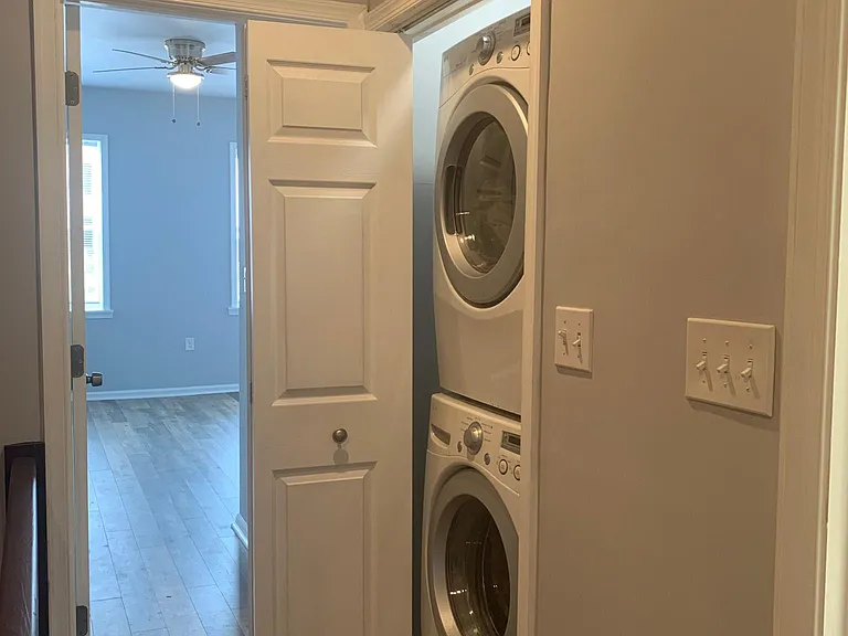 1641 N Patterson Park Ave — Photo 29