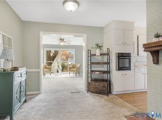 6 Dimmock Ave, Newport News, VA 23601