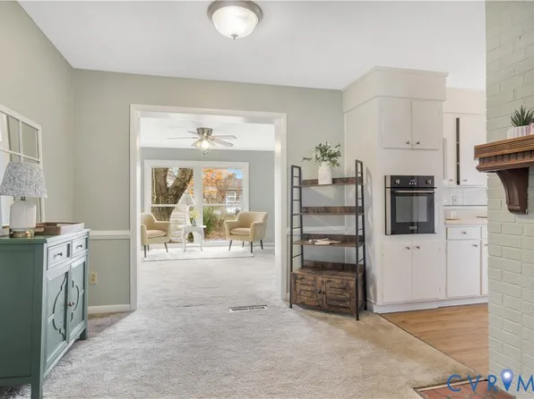 6 Dimmock Ave, Newport News, VA 23601