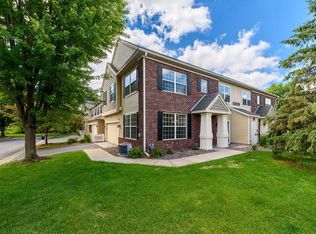 12125 Vermillion St NE Unit E, Blaine, MN 55449