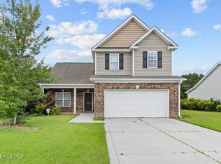 221 Silver Hills Dr, Jacksonville, NC 28546