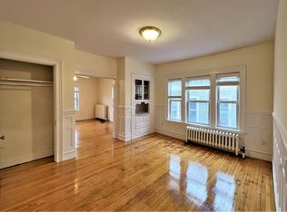 1679 Massachusetts Ave #3, Cambridge, MA 02138