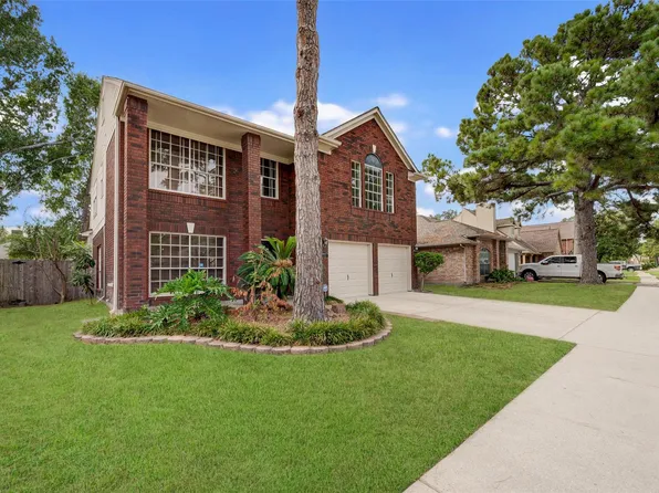 16030 Lakestone Dr, Tomball, TX 77377
