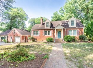 23 White Oak Dr, Newport News, VA 23601