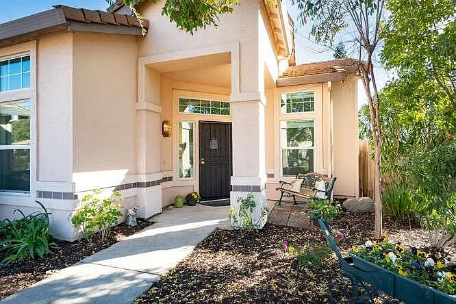 4241 Gailey Cir — Photo 3