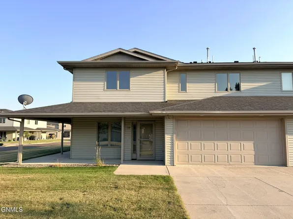719 Mayflower Dr, Bismarck, ND 58504