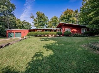 4854 Cam Lkpt Townline Rd, Lockport, NY 14095