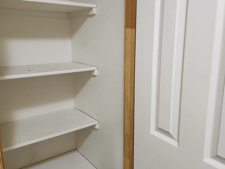 114 S Duncan St #6 — Photo 7