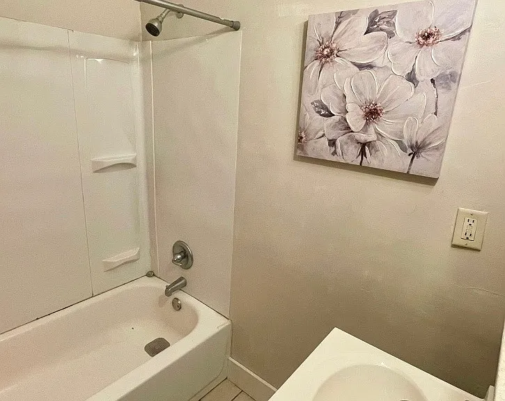 10009 Lamont Ave #9 — Photo 5