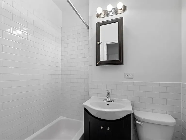 74 Forsyth St #7 — Photo 12