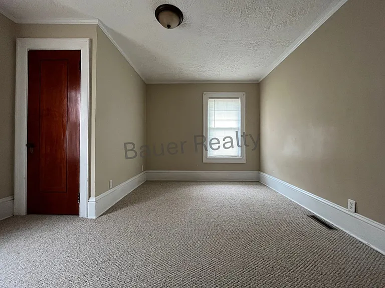 330 Dorchester St — Photo 22