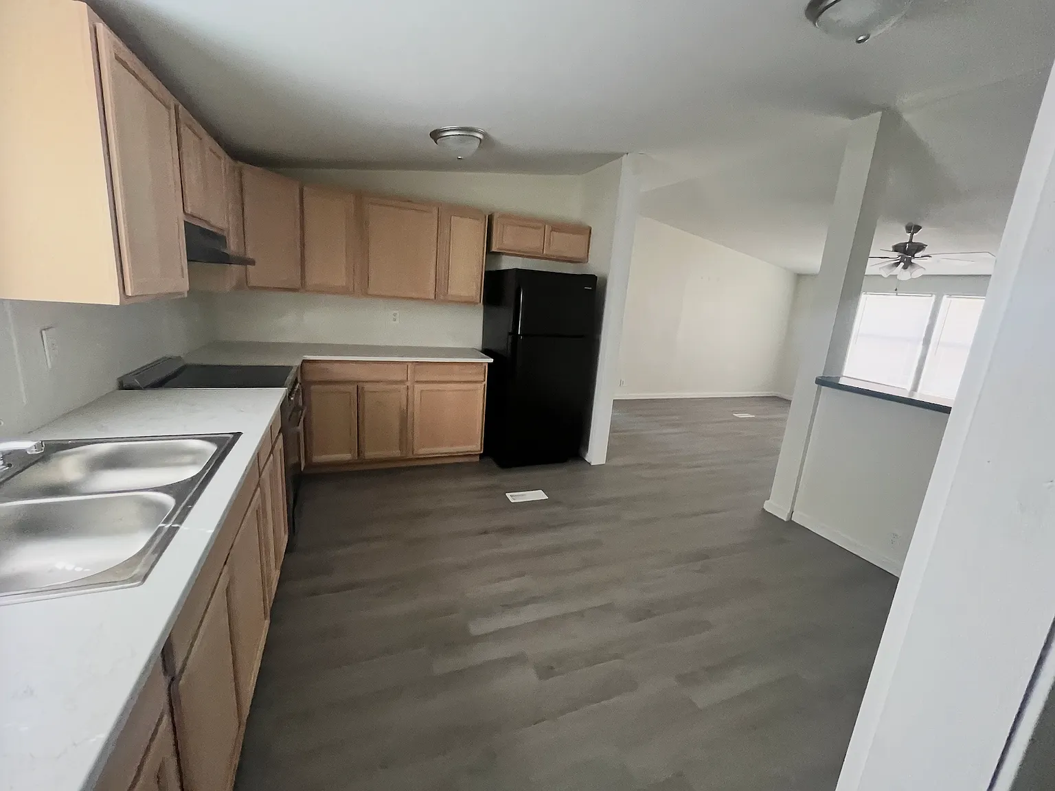 3 bed, 1568 sqft, $2,095 — Photo 2