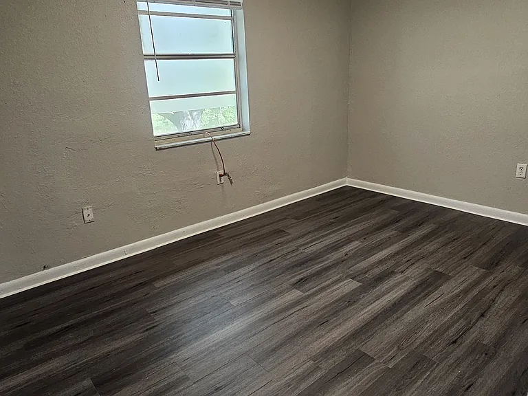 101 S Forest St #5 — Photo 10