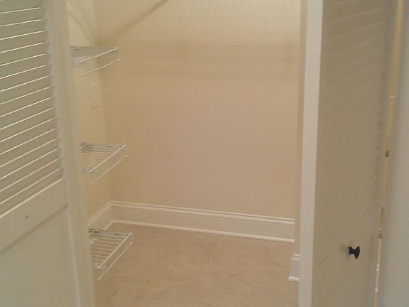 Walk-in Closet.