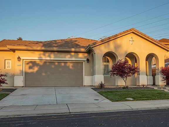 3rd image of 5206 Homewood Way