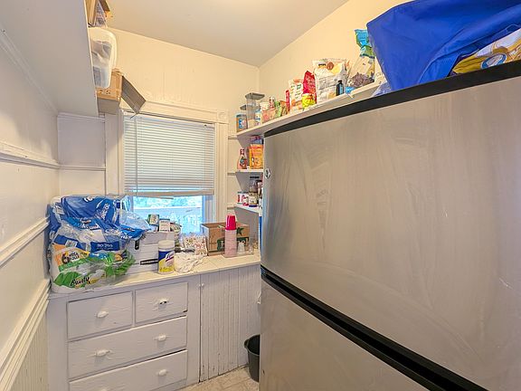 4th image of 300 Boston Ave #3