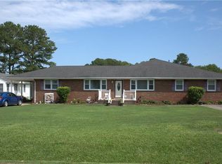 836 Dorcas Rd, Chesapeake, VA 23320