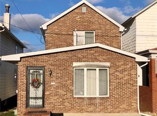 506 Walnut St, Vandergrift, PA 15690