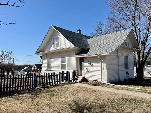 217 W Main St, Mankato, KS 66956