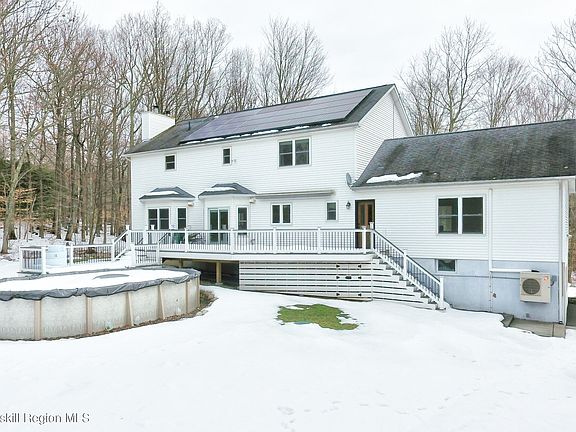 4th image of 309 Quannacut Road