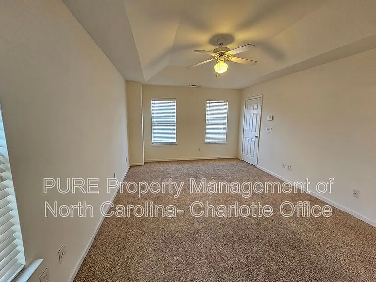 4423 Cades Cove Dr — Photo 18
