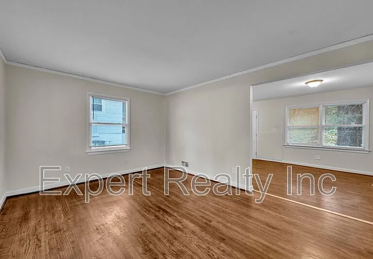 7428 Paris Ave — Photo 2