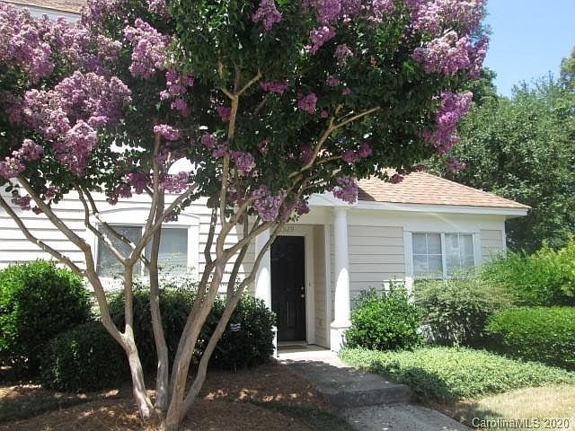 1st image of 17529 Tuscany Ln
