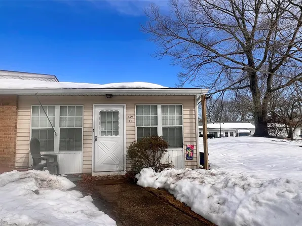 421 Weymouth Court #D, Ridge, NY 11961