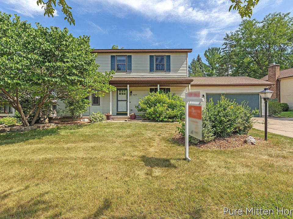 1st image of 2047 Wolfboro Dr SE