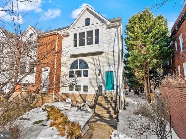 415 Commonwealth Ave, Alexandria, VA 22301